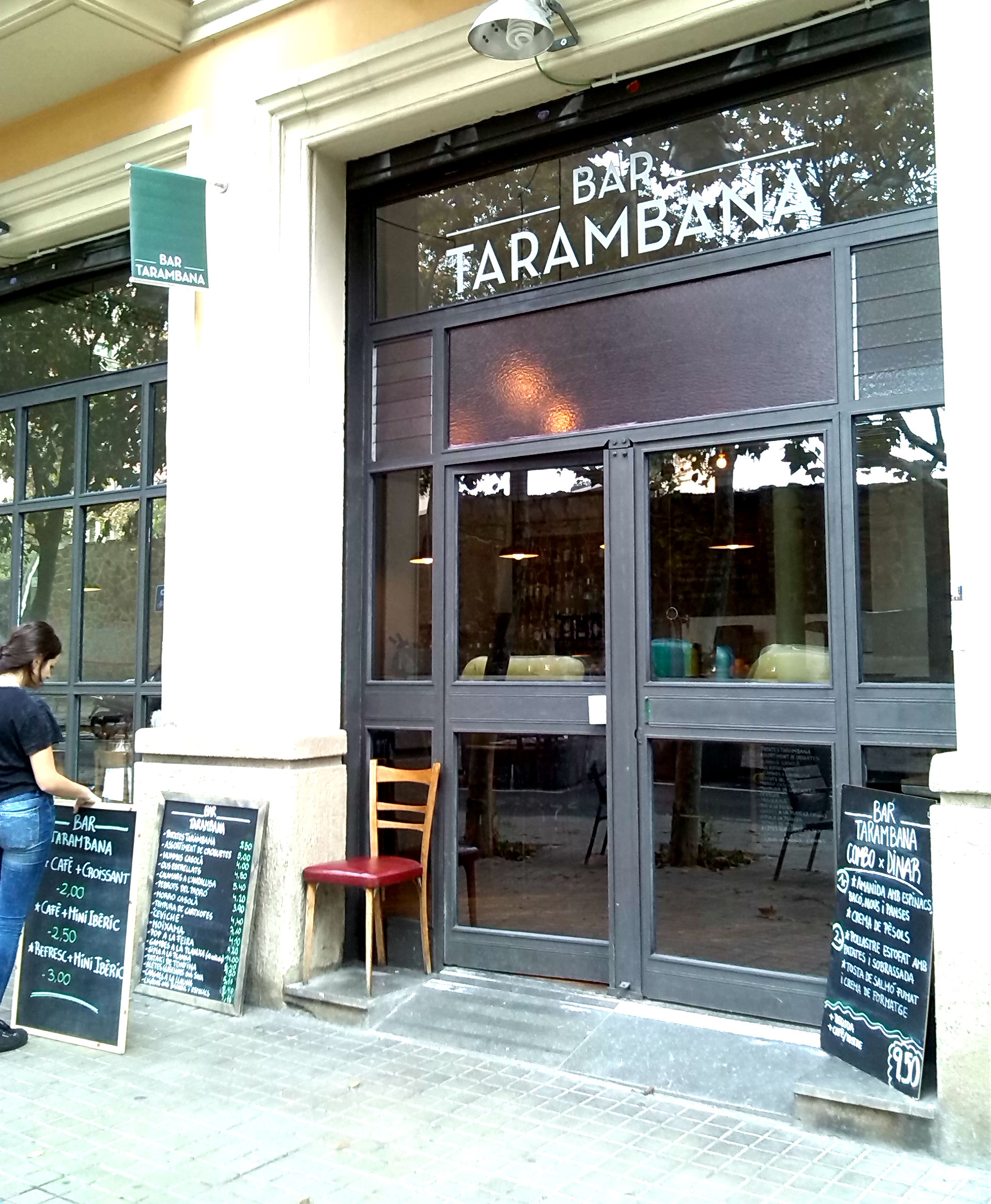 Bar Tarambana en el Ensanche de Barcelona
